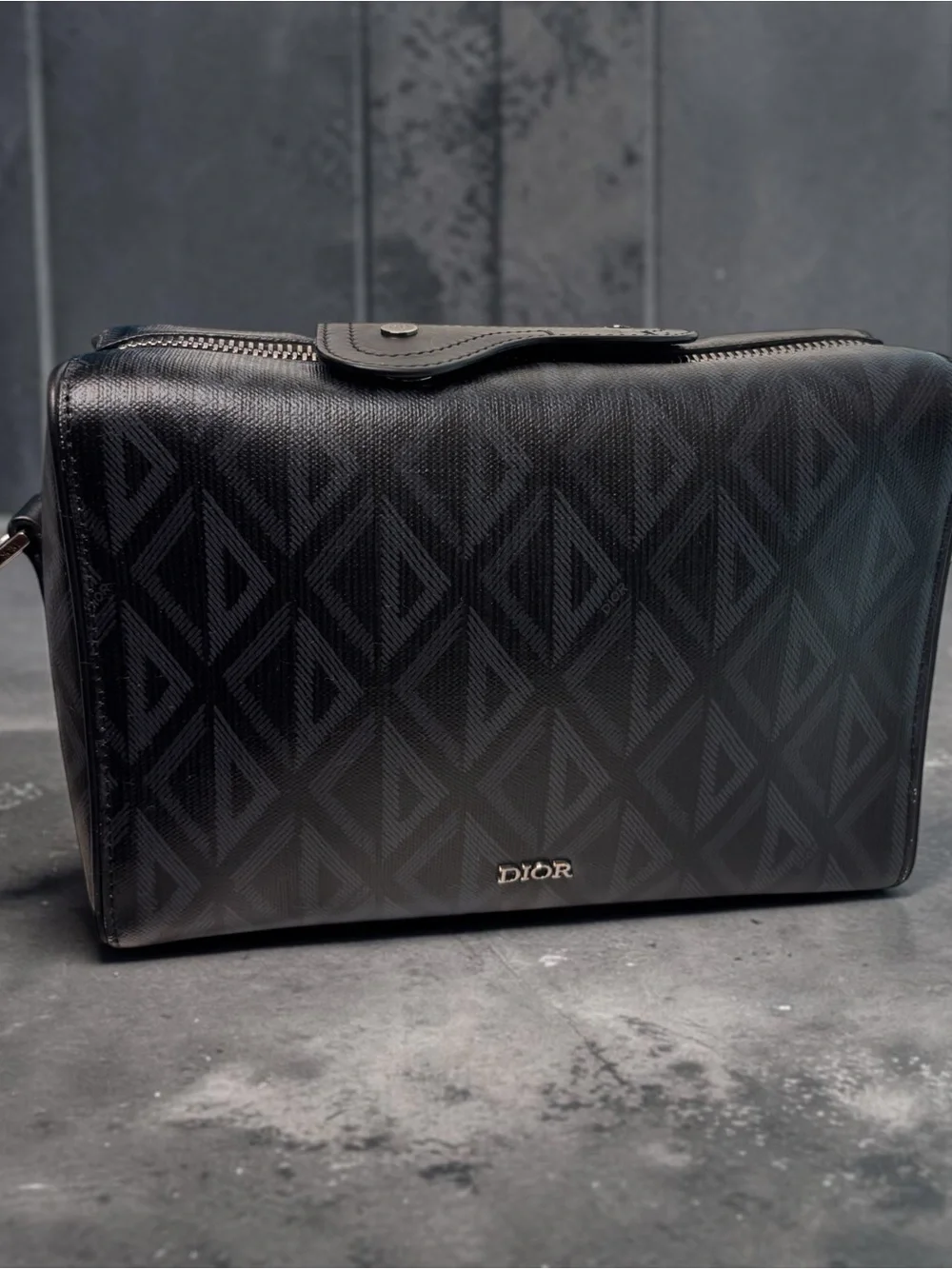 Christian Dior Hit the Road Zip Messenger Black CD Diamond Crossbody for Men